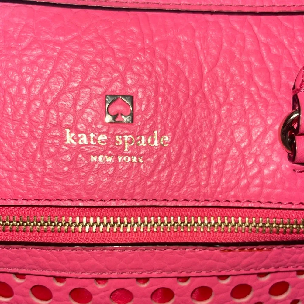 Kate Spade- Perri Lane Bubbles Delaney Leather Purse with crossbody strap. - Picture 5 of 16